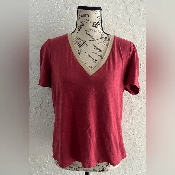 Boden Red and Metallic Gold V-Neck Short Sleeve Tee - Picture 7 of 10